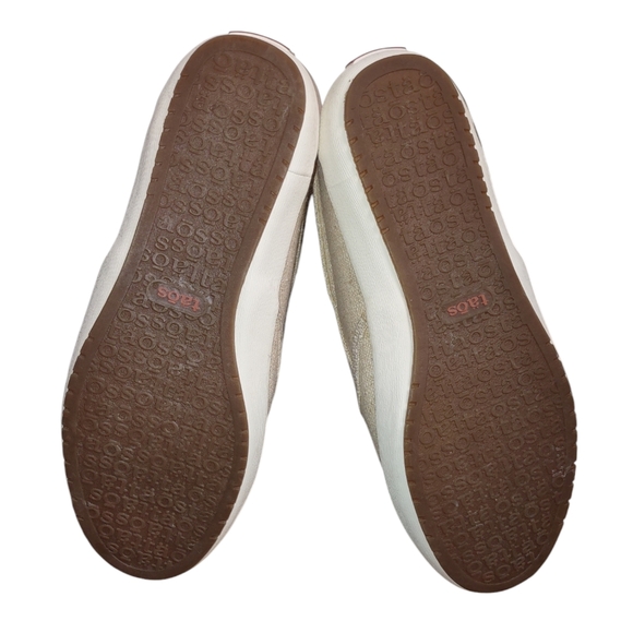 Taos 7.5 Dandy Canvas Slip On Shoes - Picture 8 of 12